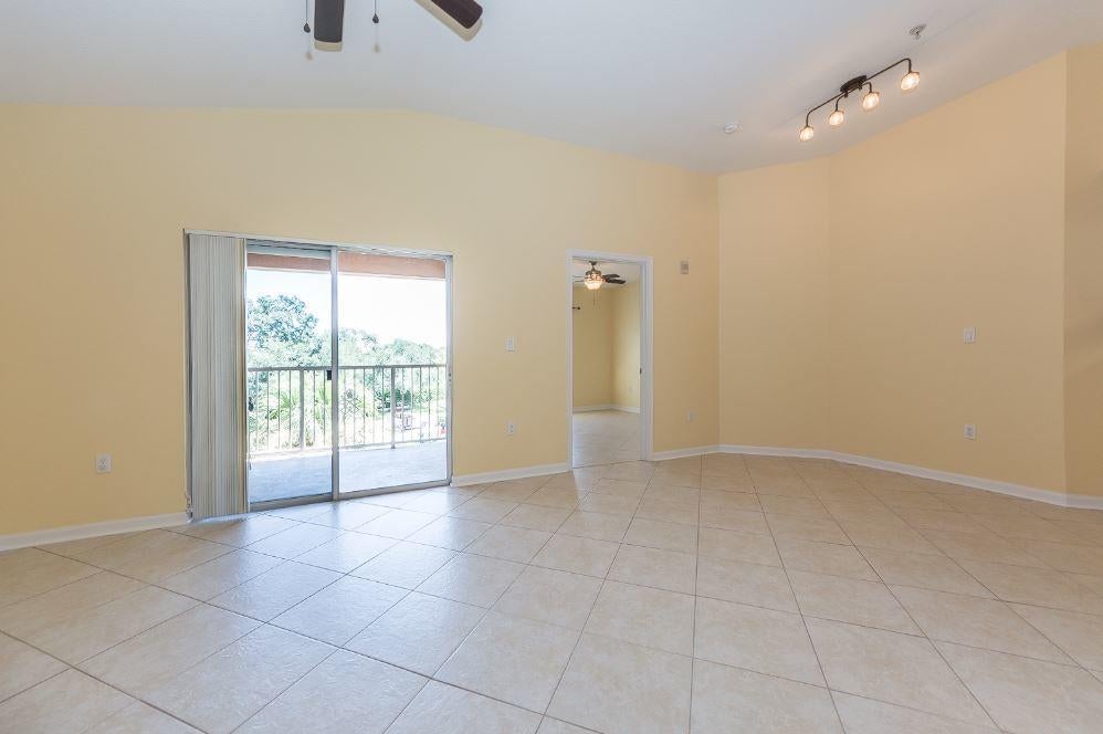 5080 Fairways Circle G301