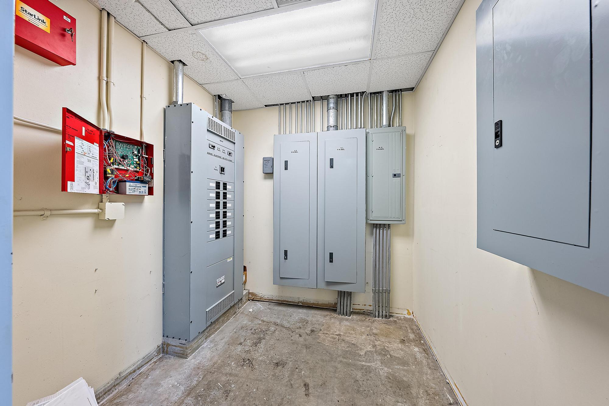 JUPITER PARK OF COMMERCE - Commercial Sale