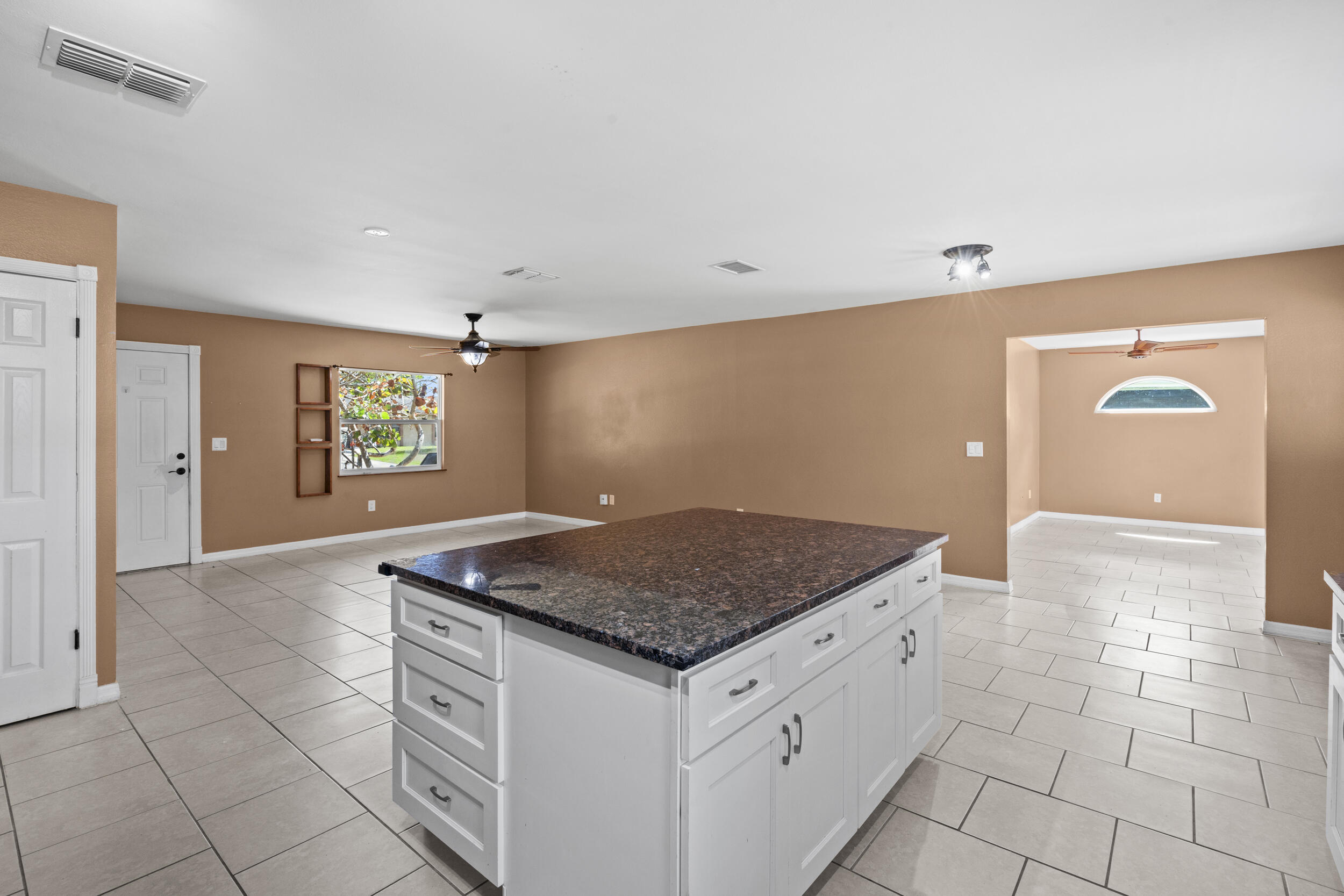 PORT ST LUCIE SECTION 13 - Residential