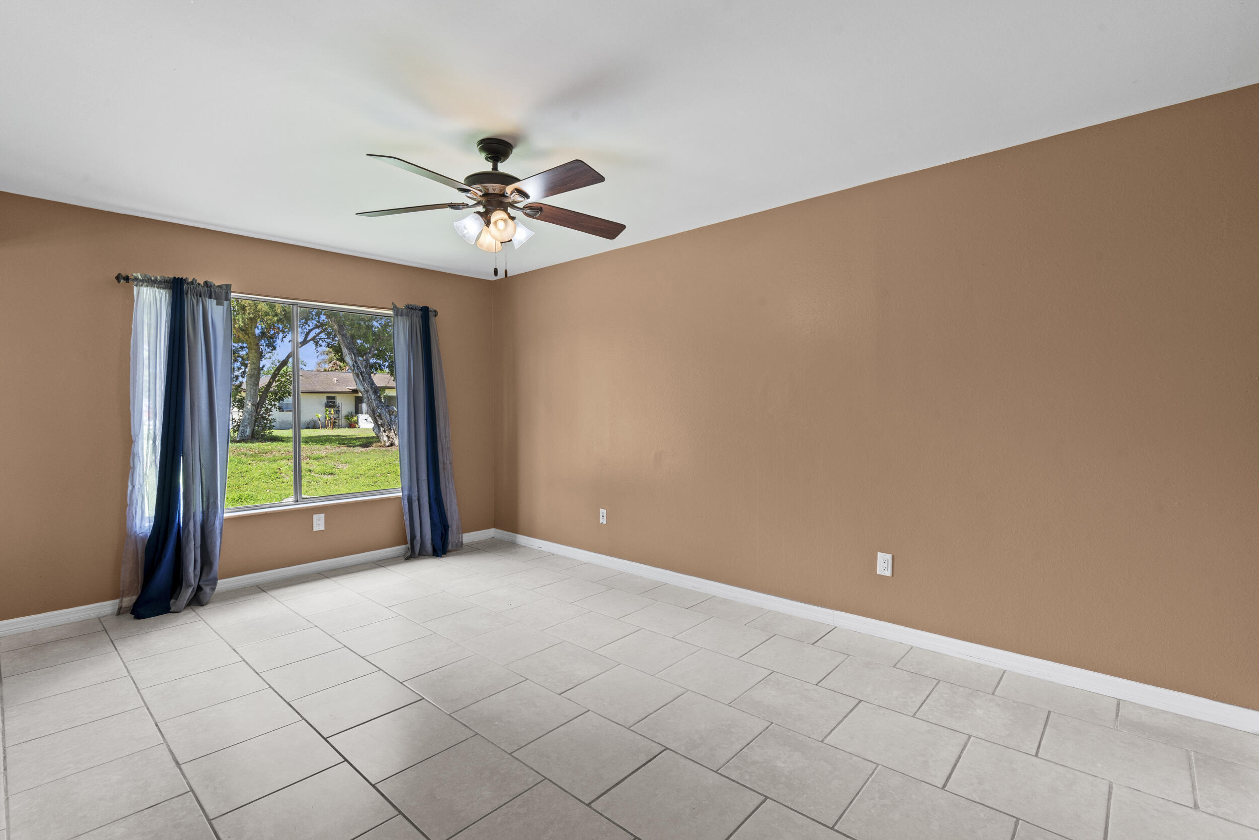 PORT ST LUCIE SECTION 13 - Residential