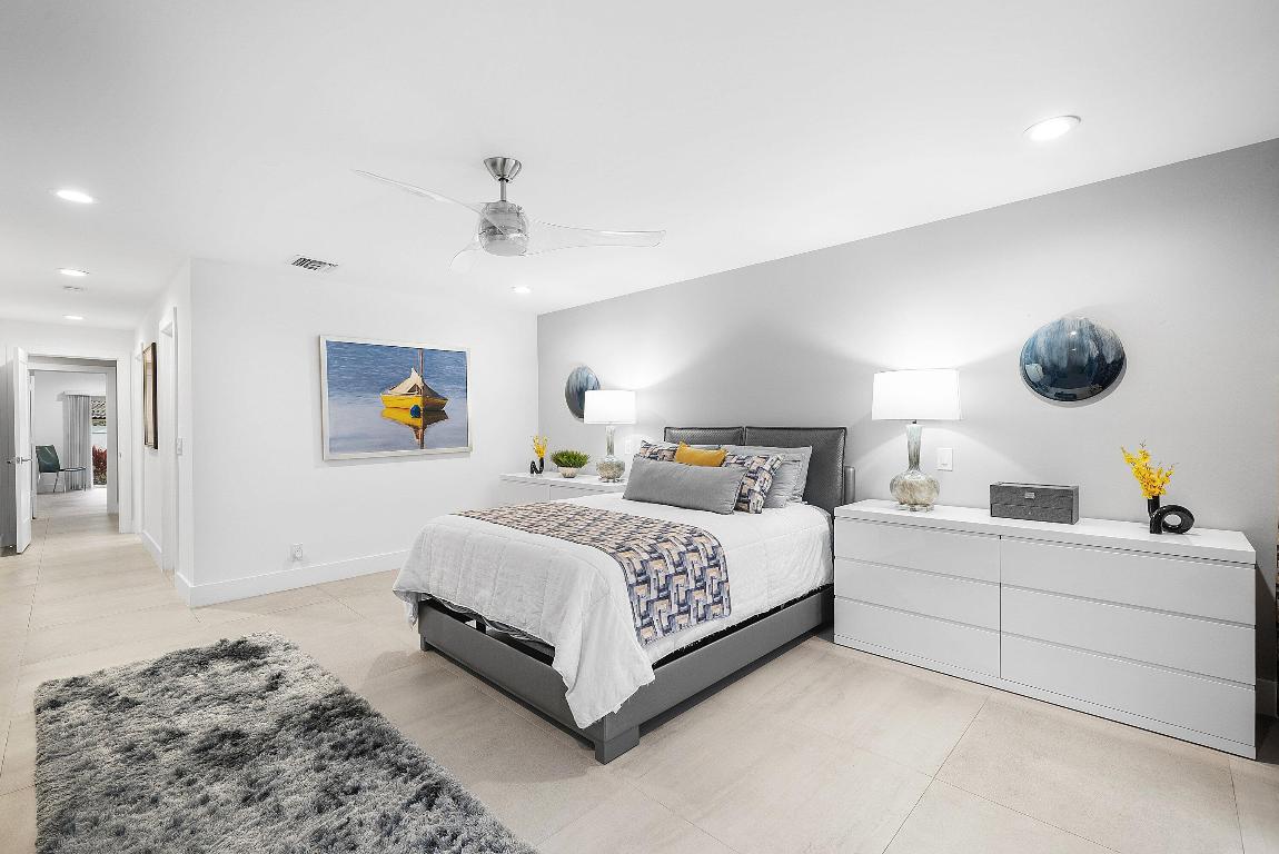 OAKS AT HUNTERS RUN CONDO - Residential