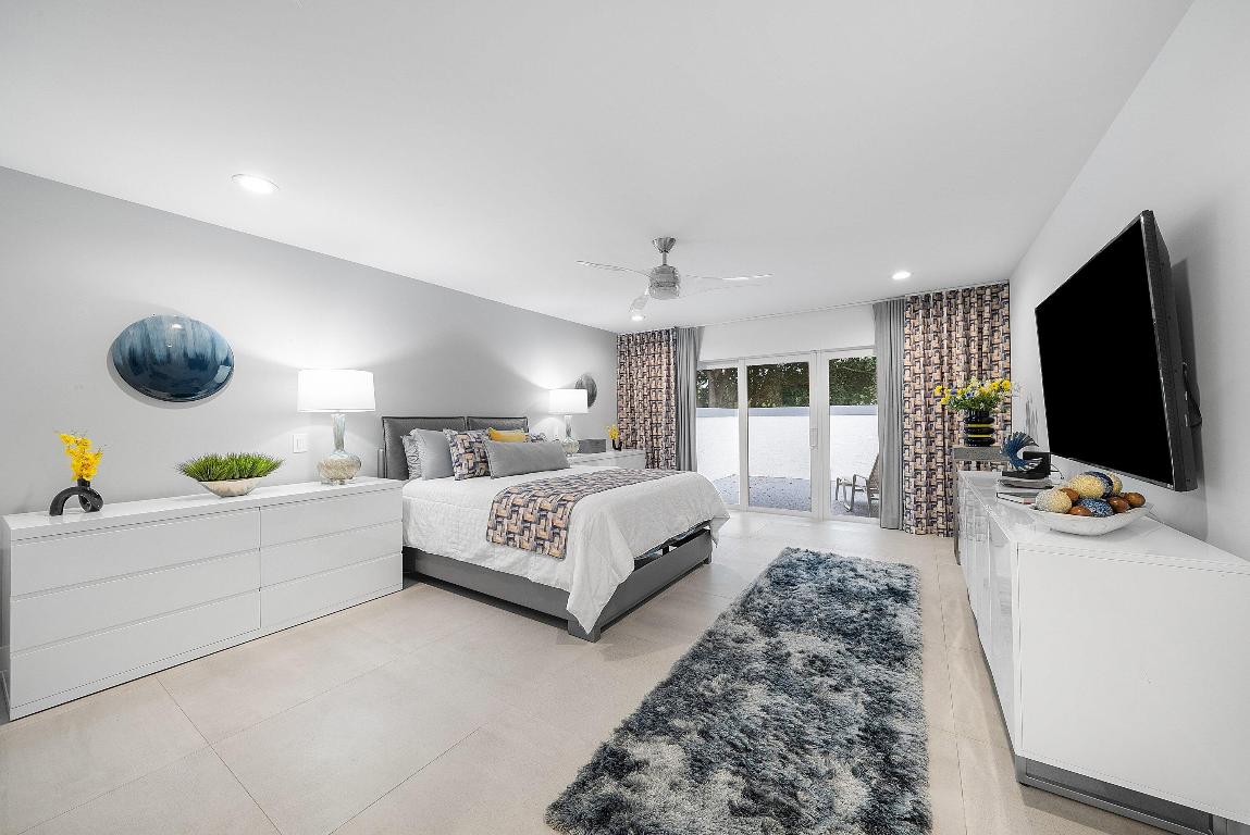 OAKS AT HUNTERS RUN CONDO - Residential