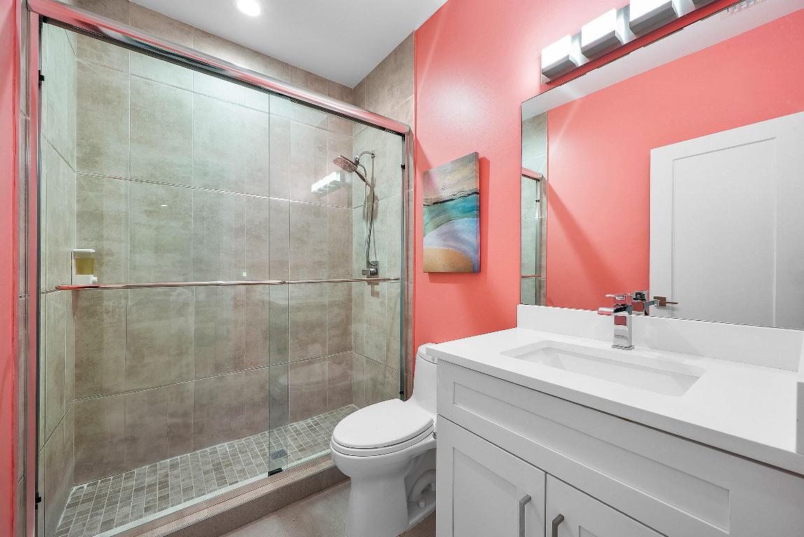 OAKS AT HUNTERS RUN CONDO - Residential