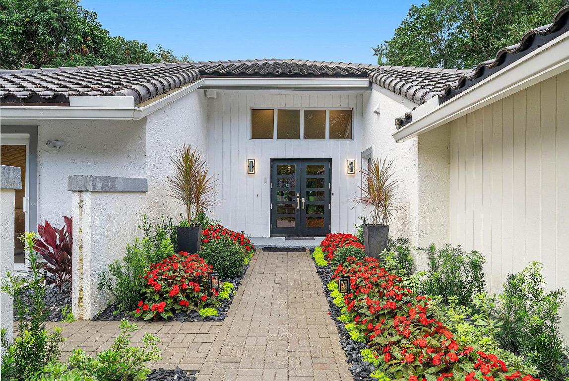 OAKS AT HUNTERS RUN CONDO - Residential