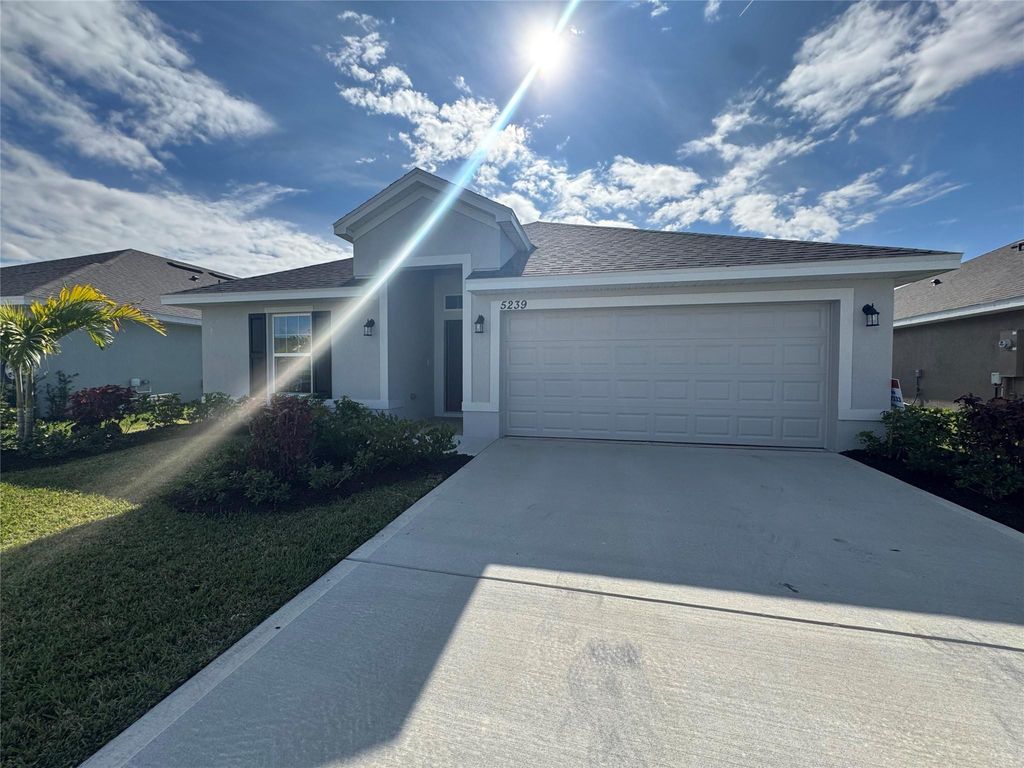 Photo of 5239 San Benedetto Place, Fort Pierce, FL 34951 (MLS # F10550077)