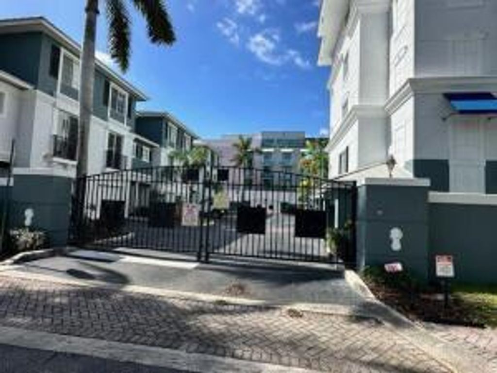 Photo of 250 NE 3rd Avenue #1317, Delray Beach, FL 33444 (MLS # R10987569)