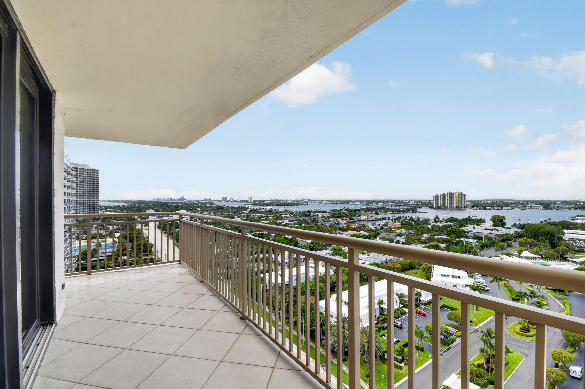 3400 N OCEAN Drive 1808