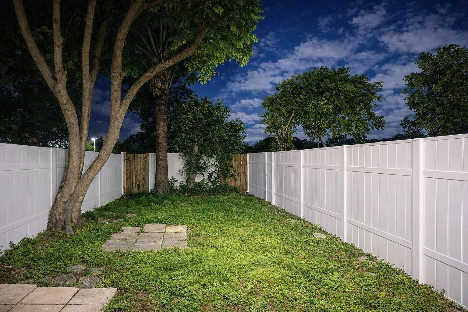 SOUTH SHORE 4 OF WELLIN - Residential