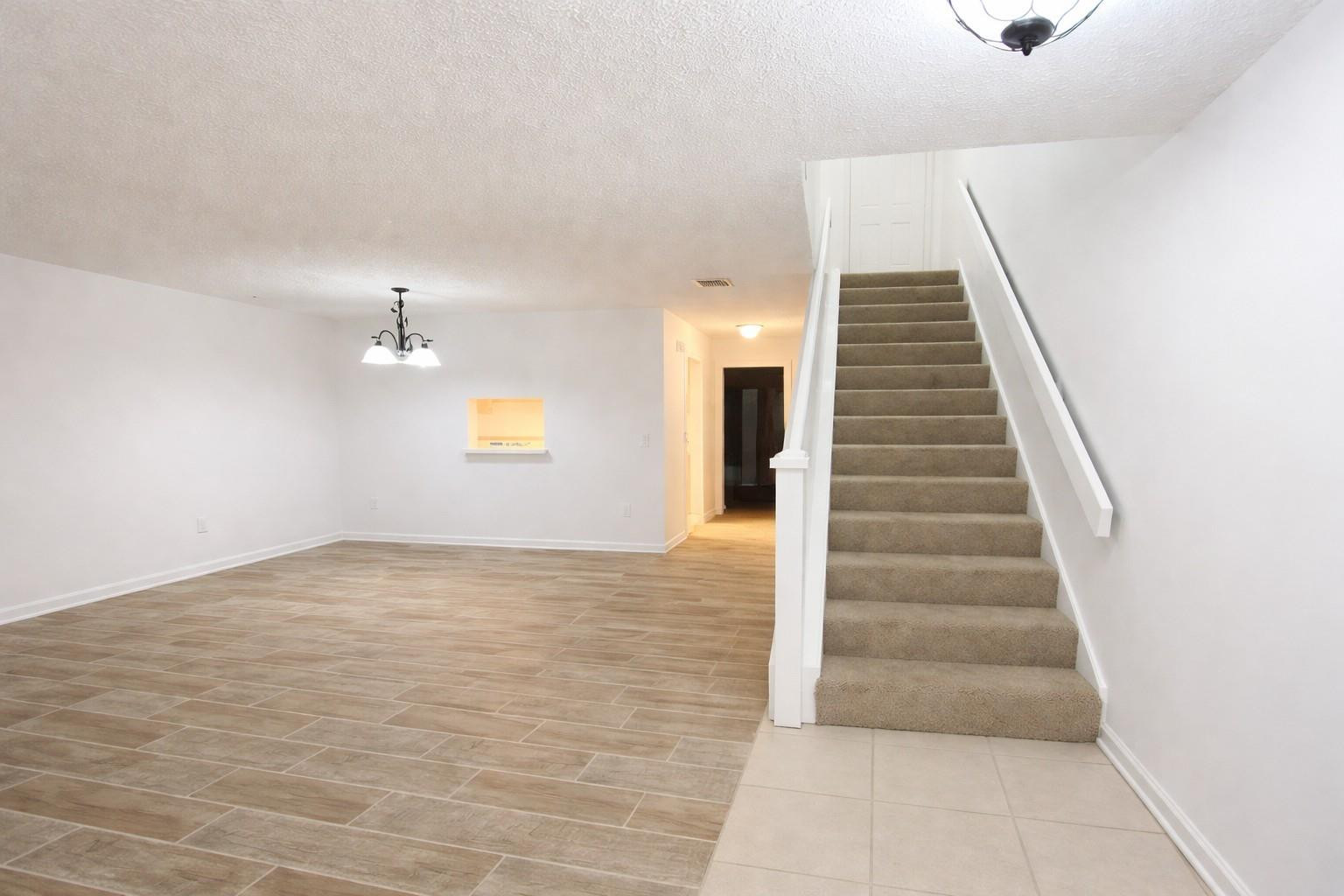 SOUTH SHORE 4 OF WELLIN - Residential