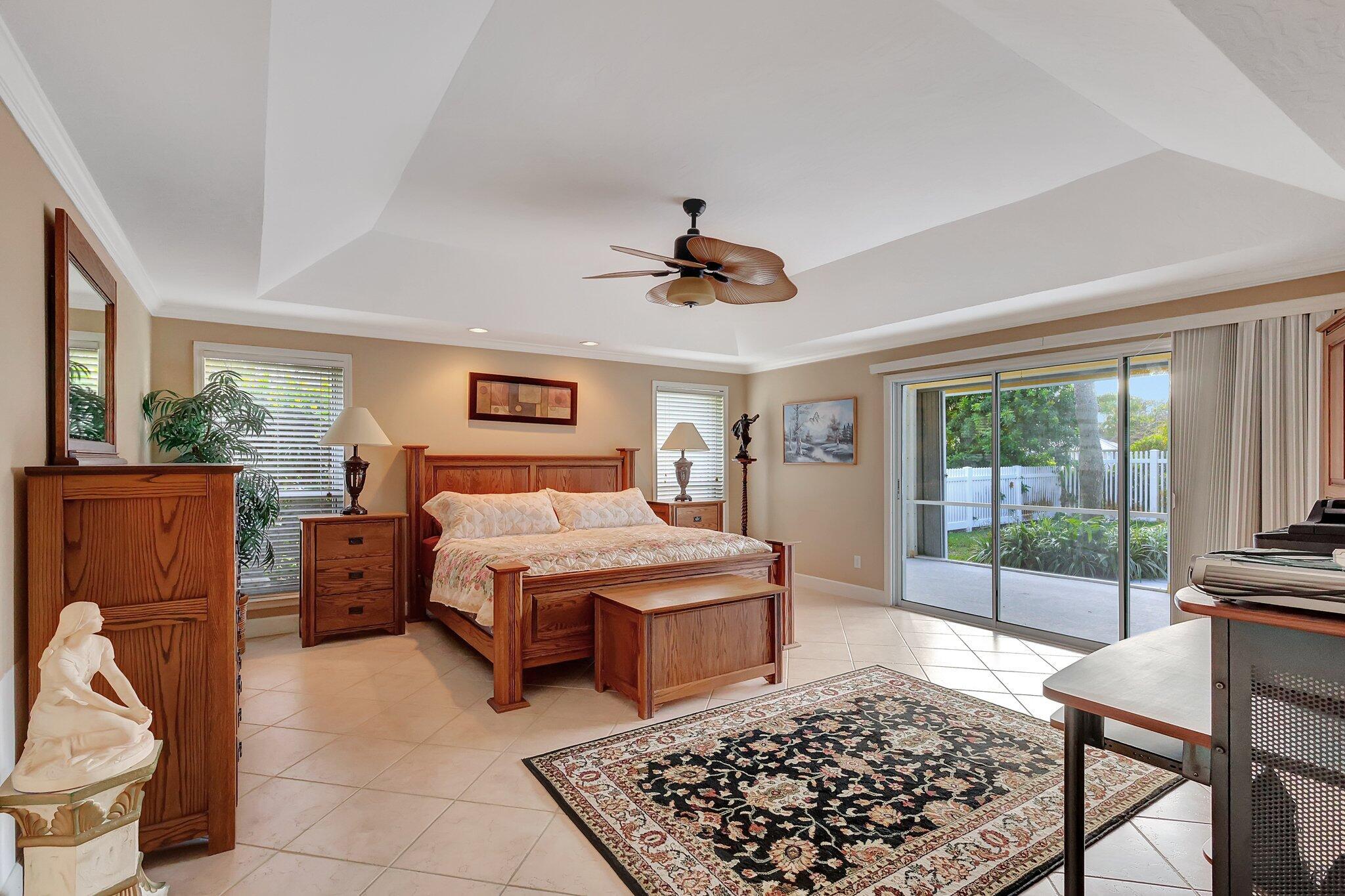 CASTAWAY COVE WAVE SIX - Residential