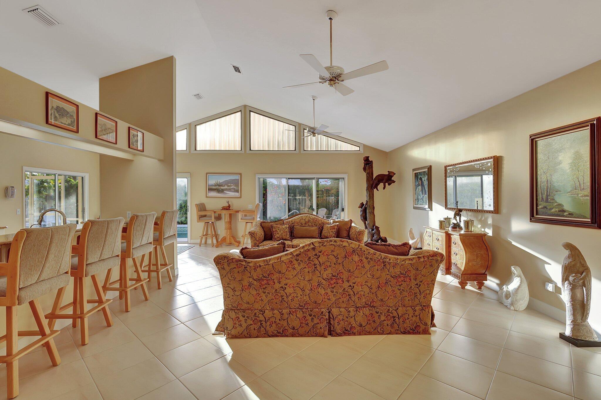 CASTAWAY COVE WAVE SIX - Residential