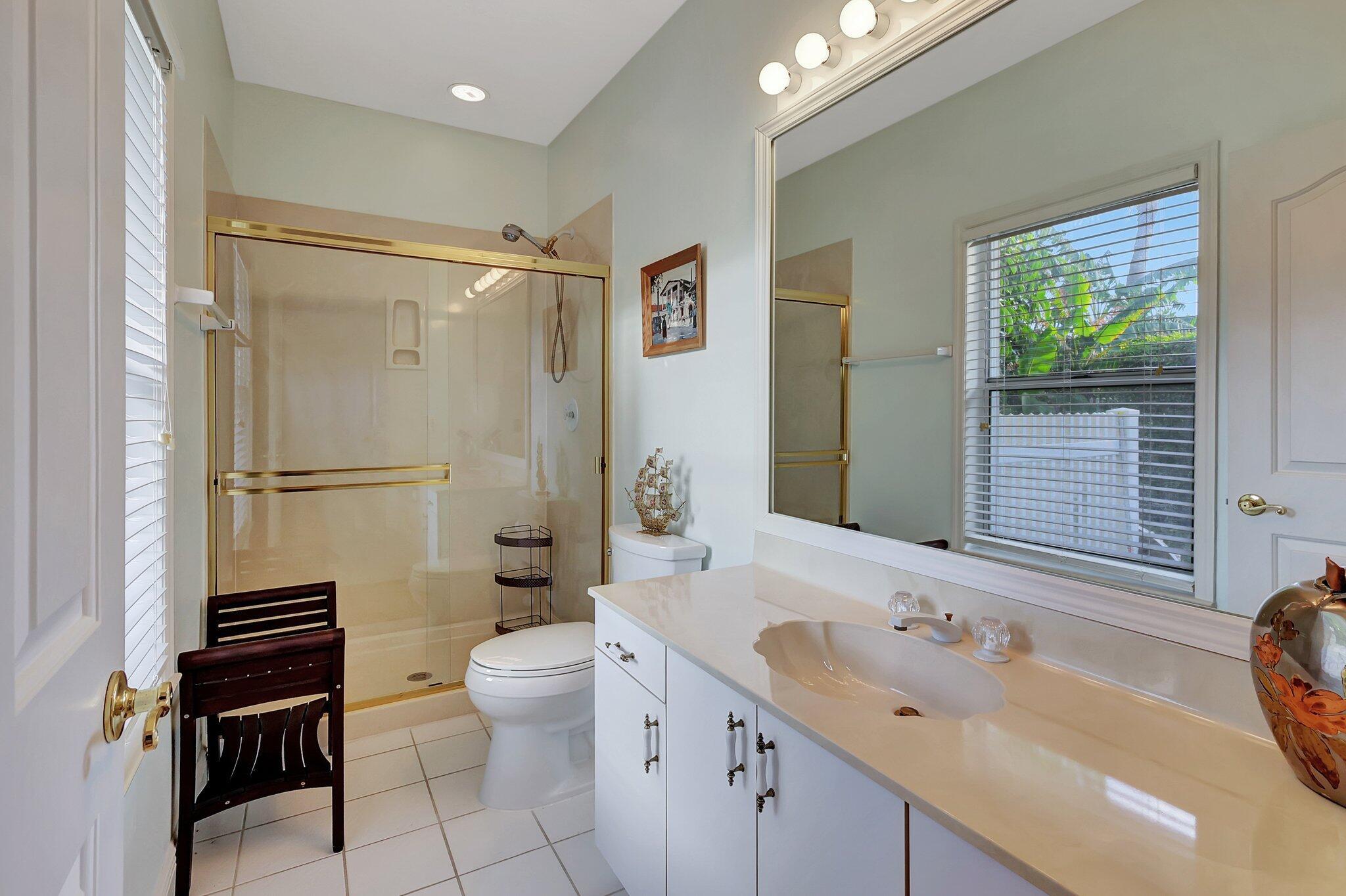 CASTAWAY COVE WAVE SIX - Residential