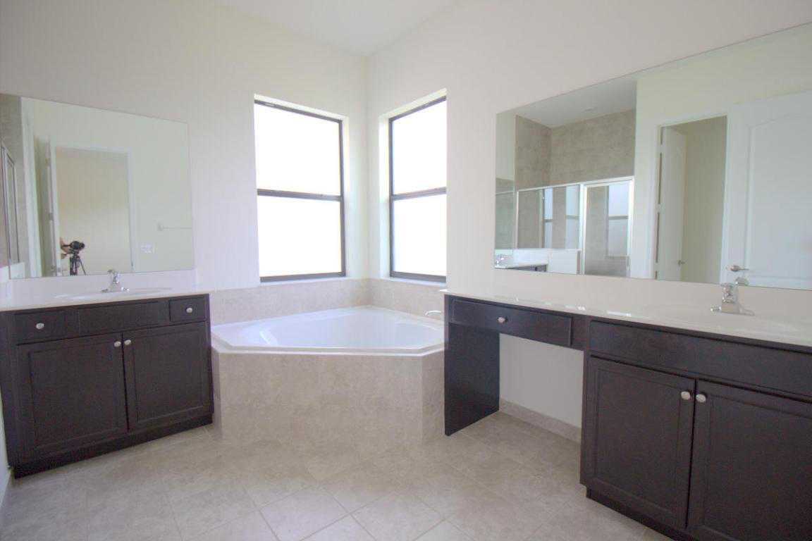 SILVERWOOD ESTATES - Residential Lease