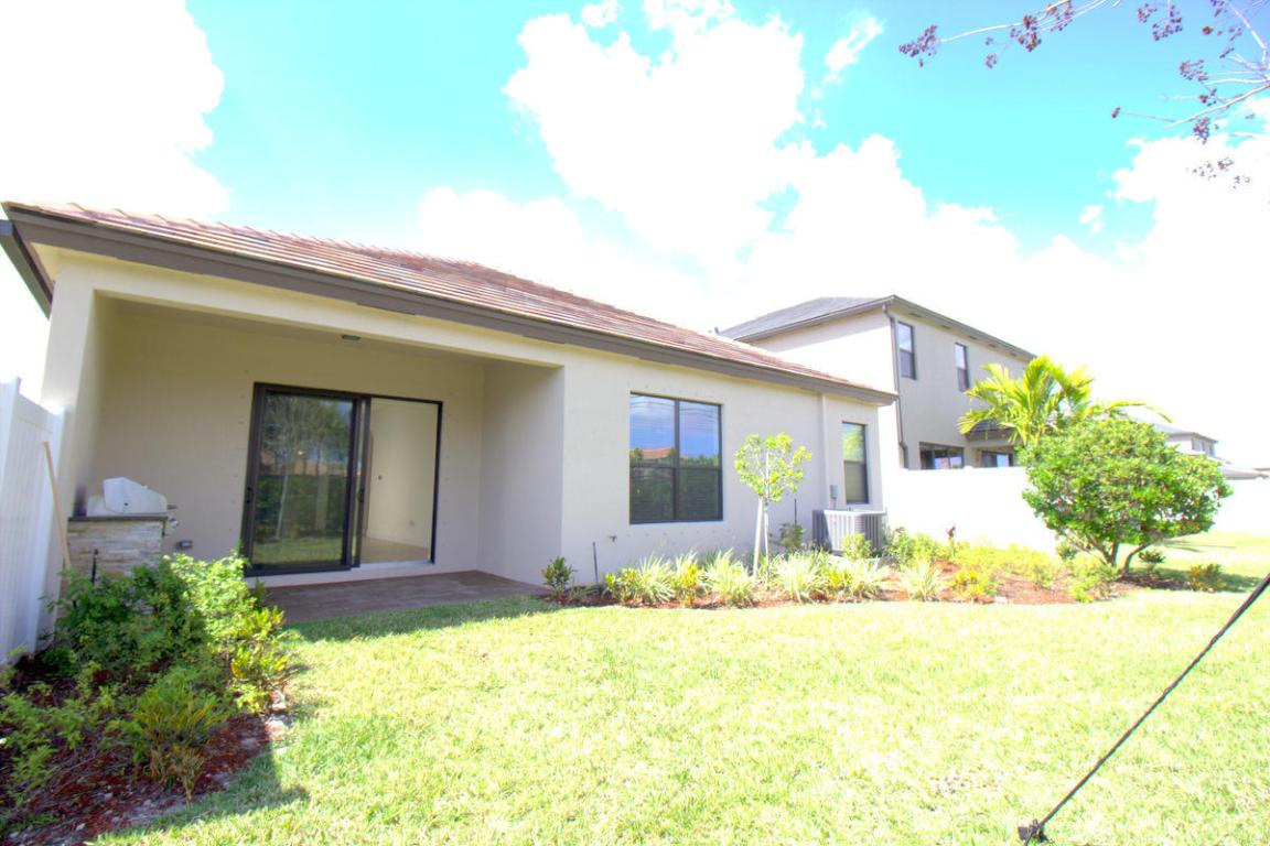 SILVERWOOD ESTATES - Residential Lease