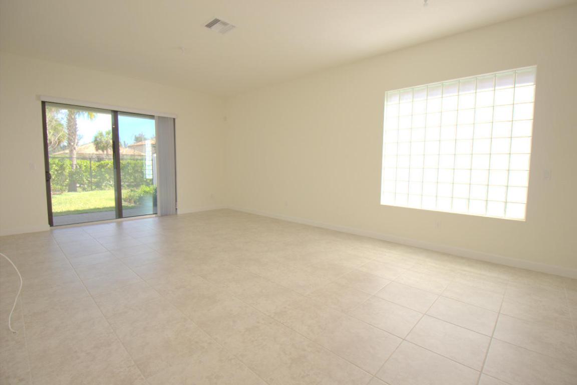 SILVERWOOD ESTATES - Residential Lease