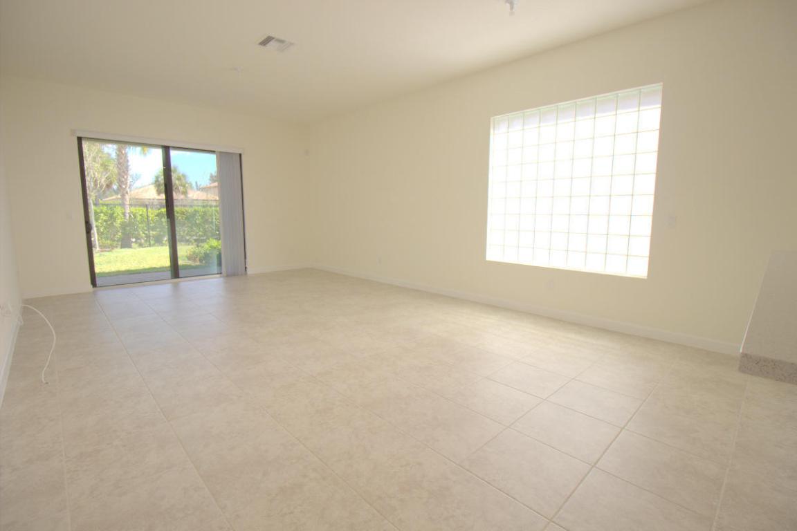 SILVERWOOD ESTATES - Residential Lease