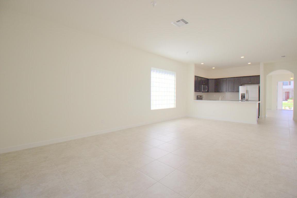 SILVERWOOD ESTATES - Residential Lease