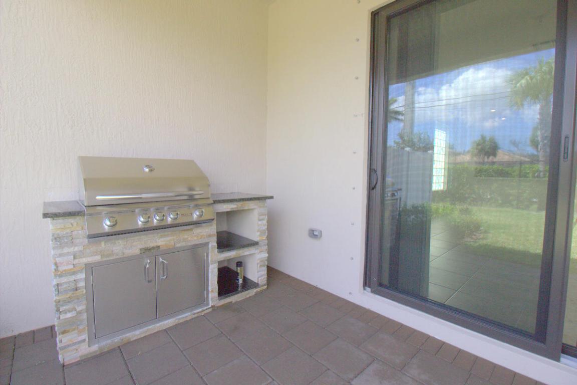 SILVERWOOD ESTATES - Residential Lease