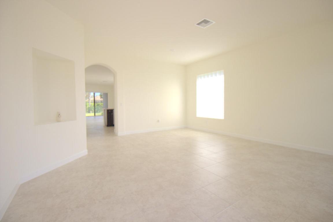 SILVERWOOD ESTATES - Residential Lease