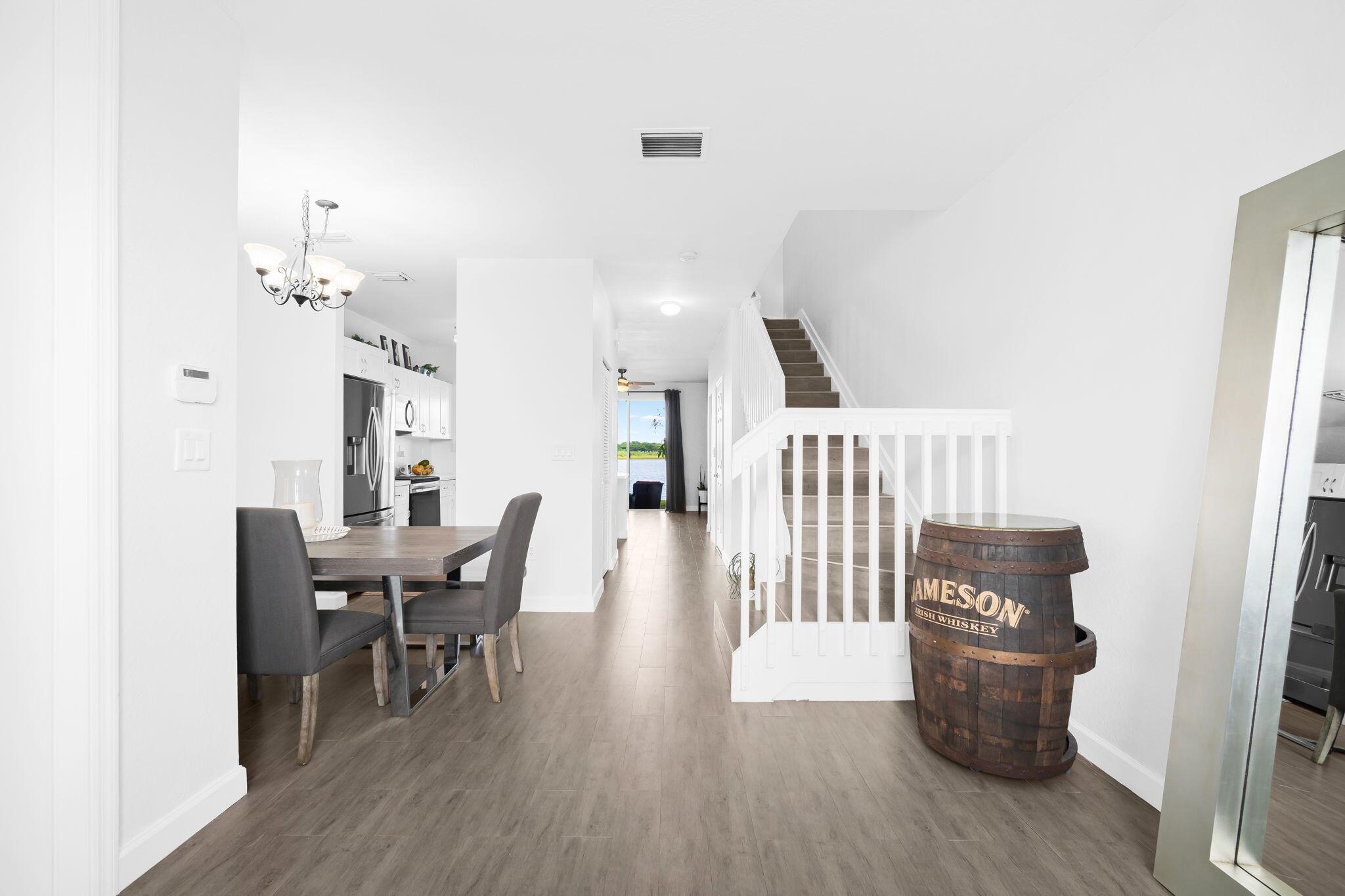 THE SHORES CONDO NO 2 - Residential