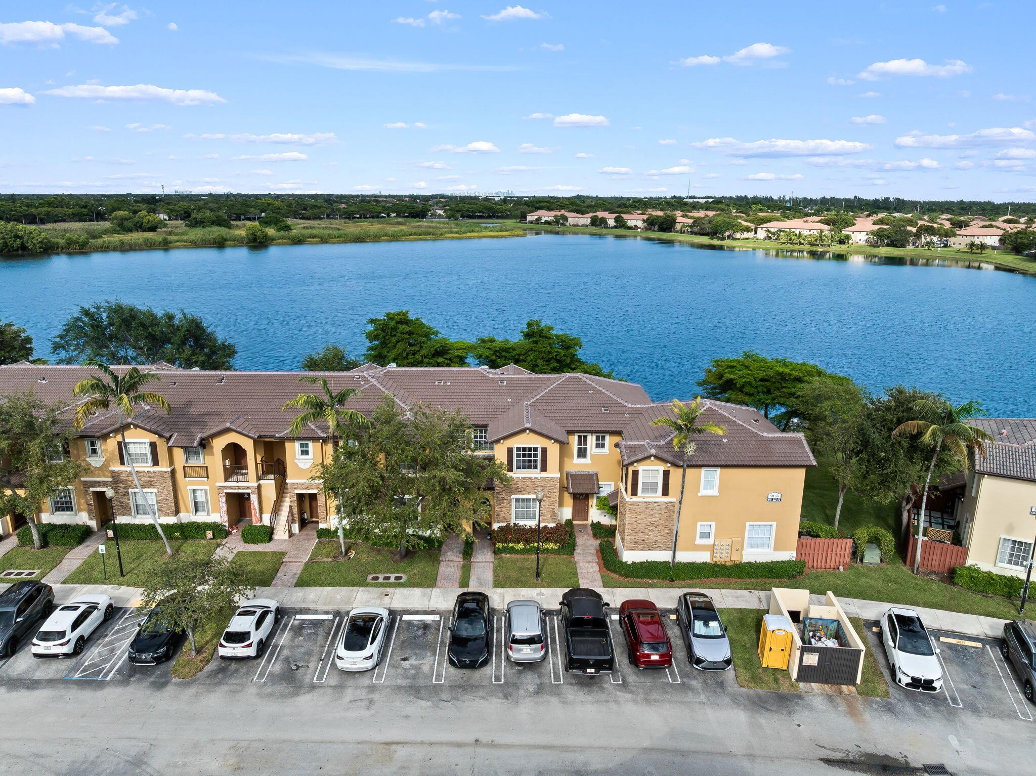 THE SHORES CONDO NO 2 - Residential