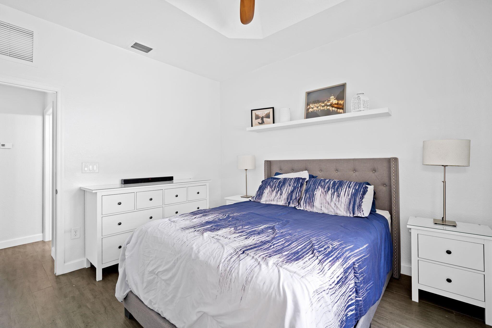 THE SHORES CONDO NO 2 - Residential