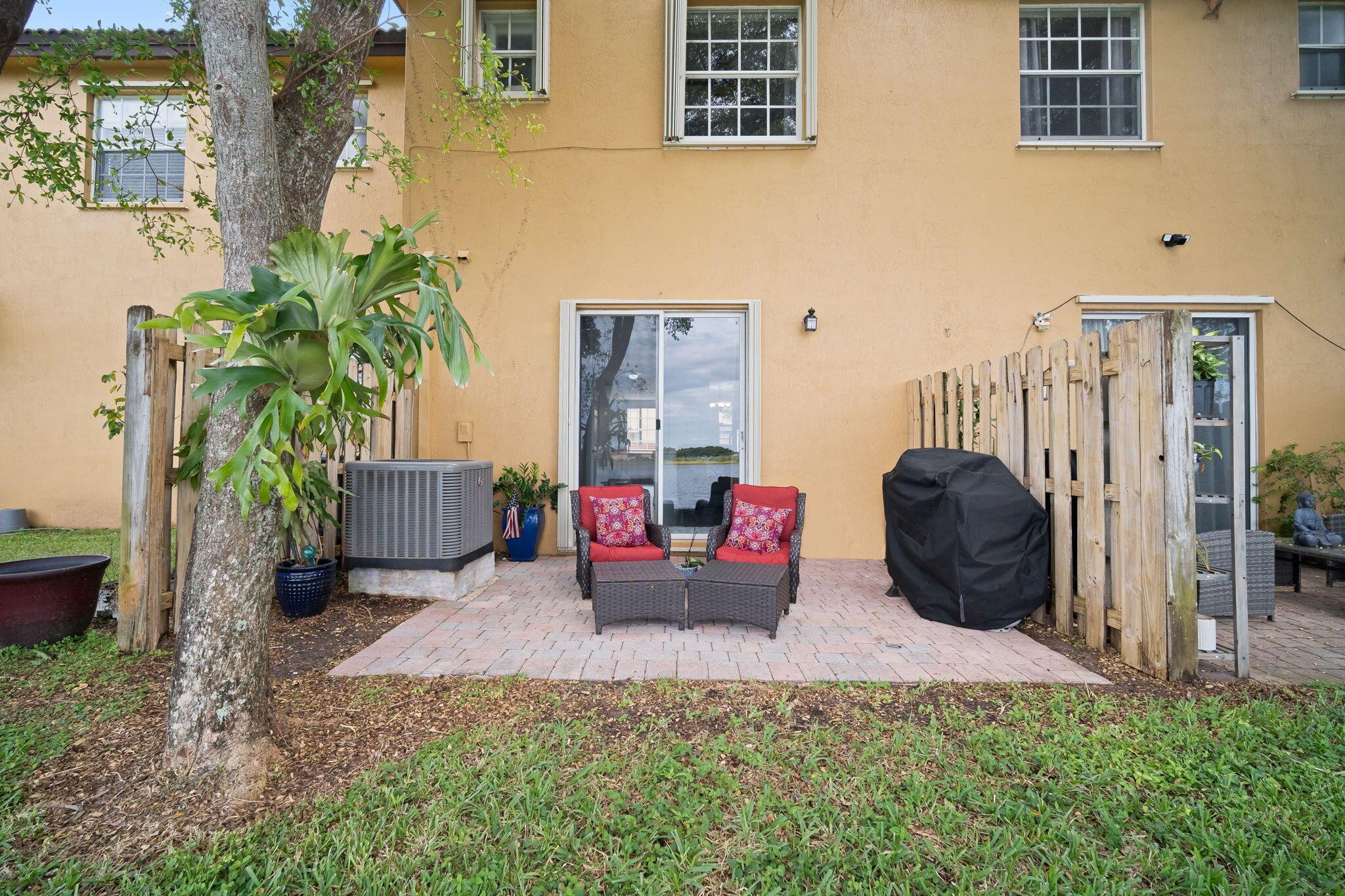 THE SHORES CONDO NO 2 - Residential