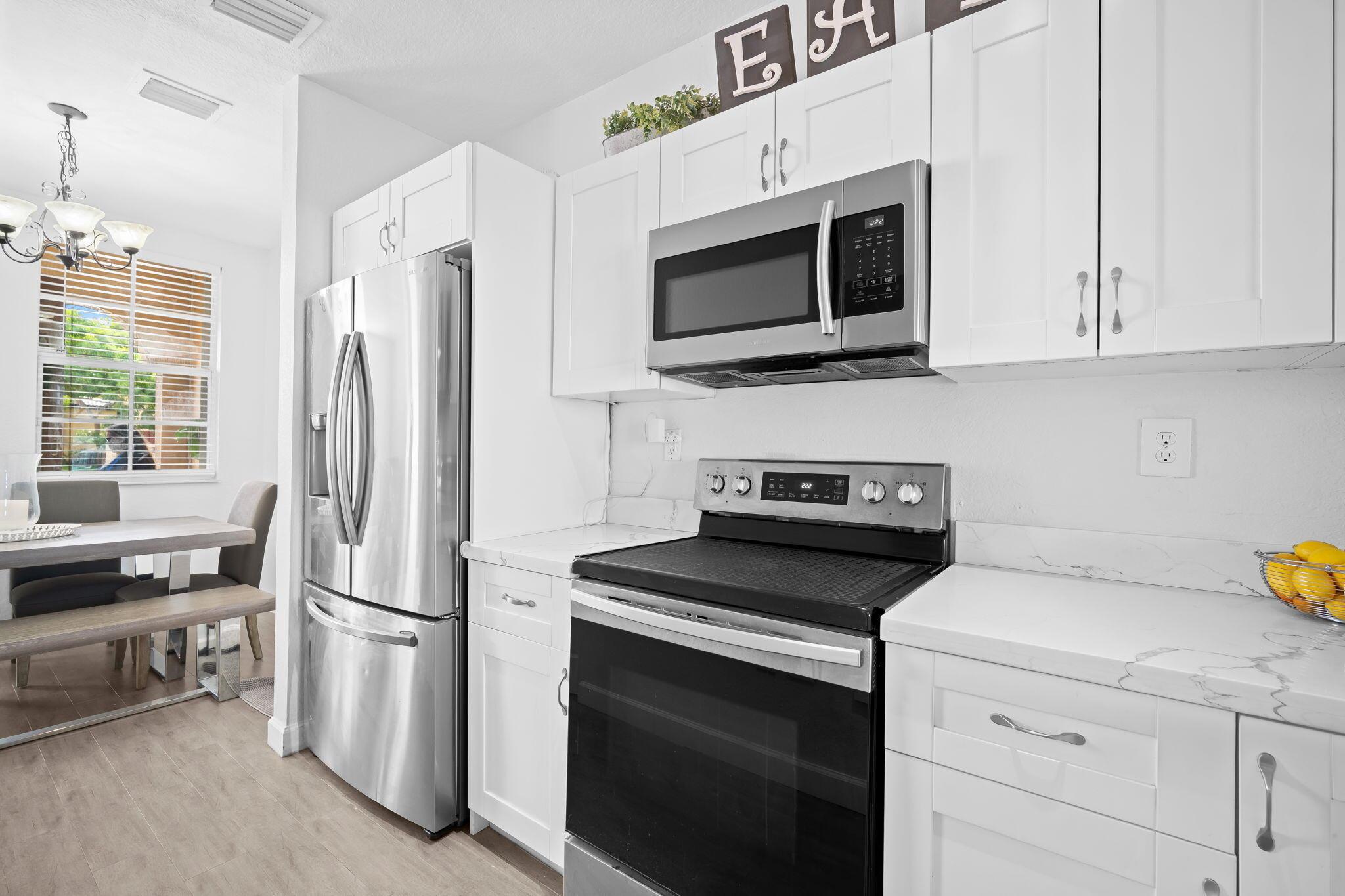 THE SHORES CONDO NO 2 - Residential