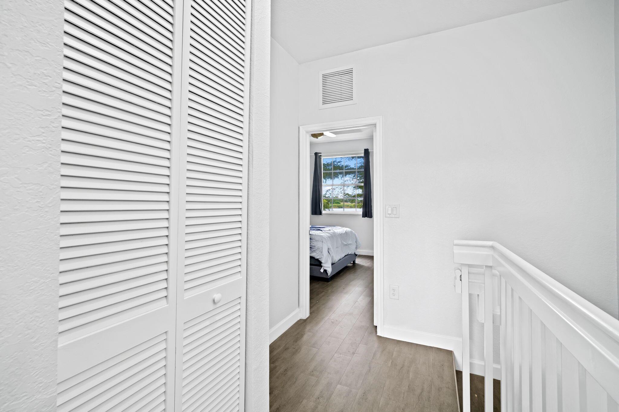 THE SHORES CONDO NO 2 - Residential