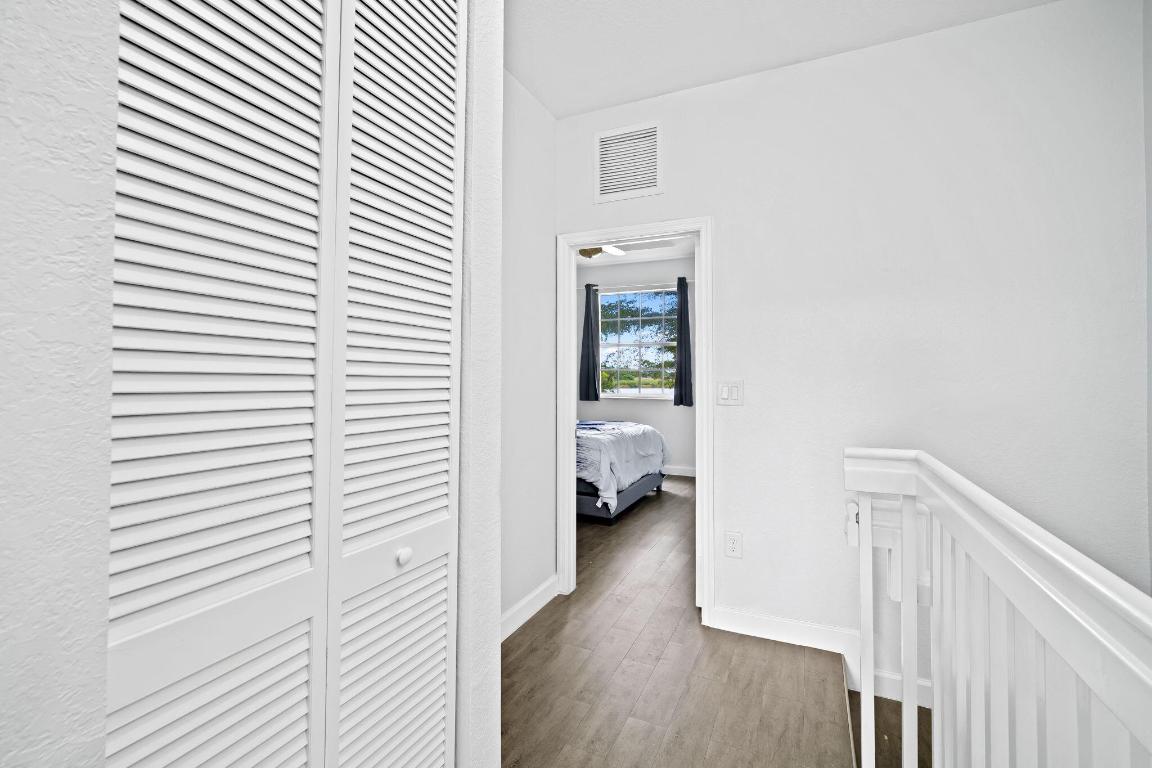 THE SHORES CONDO NO 2 - Residential