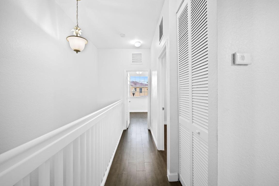 THE SHORES CONDO NO 2 - Residential