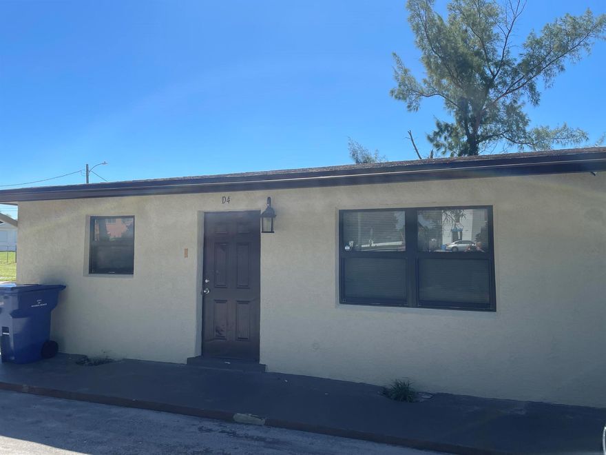 Conveniently located 2 bedroom, 1 bathroom apartment ready for immediate move in. Tile floors throughout, laundry facilities not in the unit but on site. Move in requirements:  1st month rent and 1 month of security, Income of at least $3625 per month (depending on credit), Credit and background report is $17 per adult. $100 administrative fee due at move in. 
Tenants responsible for maintenance up to $150. Cleaning fee of $250 to be deducted from security deposit at move out.  Must show one month of paystubs and photo ID to arrange an appointment. Make an appointment to view this listing today.