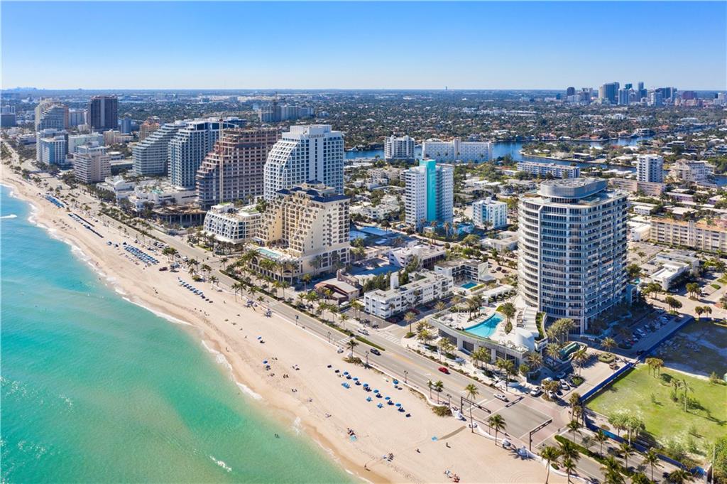 PARAMOUNT - Residential