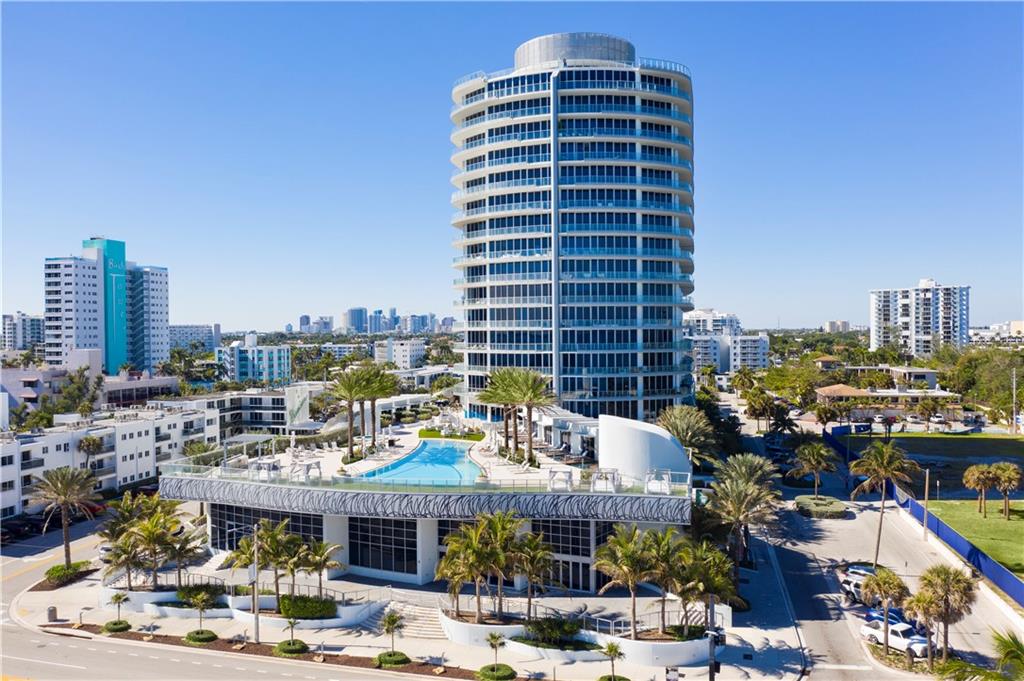 PARAMOUNT - Residential