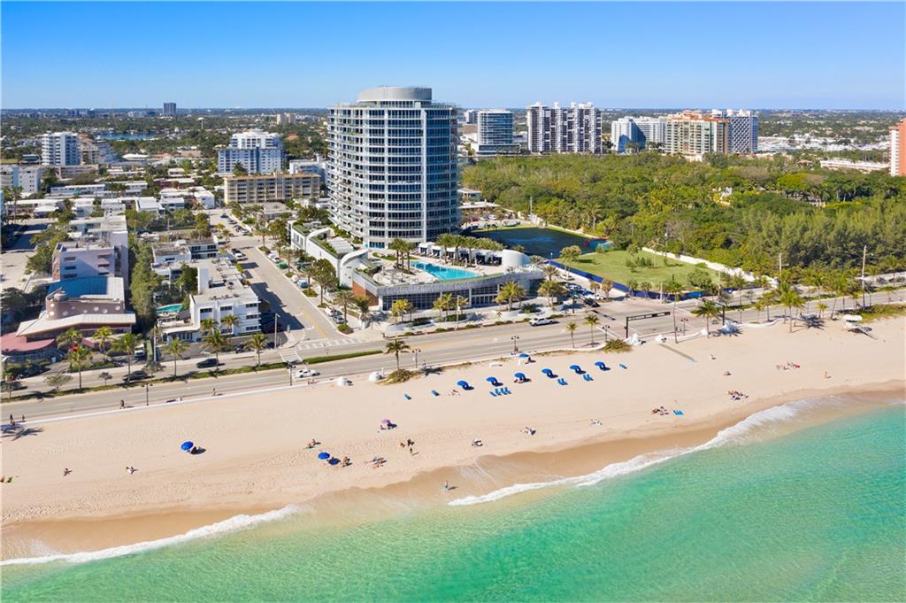 PARAMOUNT - Residential