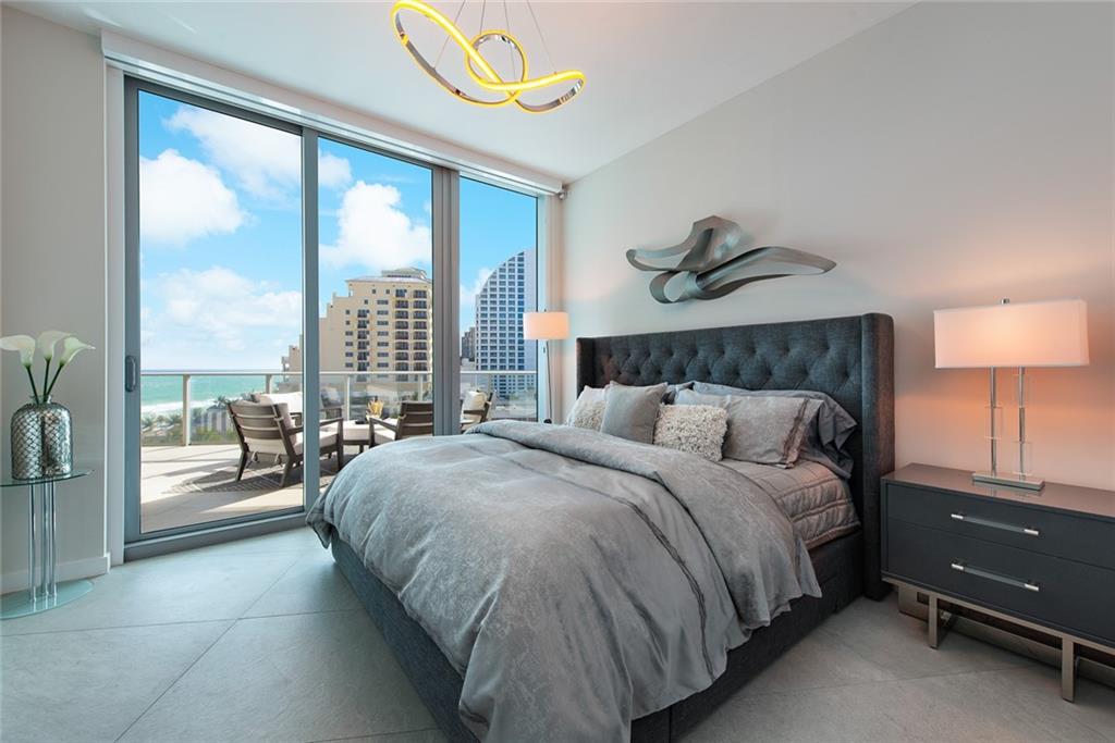 PARAMOUNT - Residential