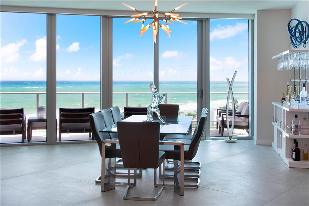 PARAMOUNT - Residential