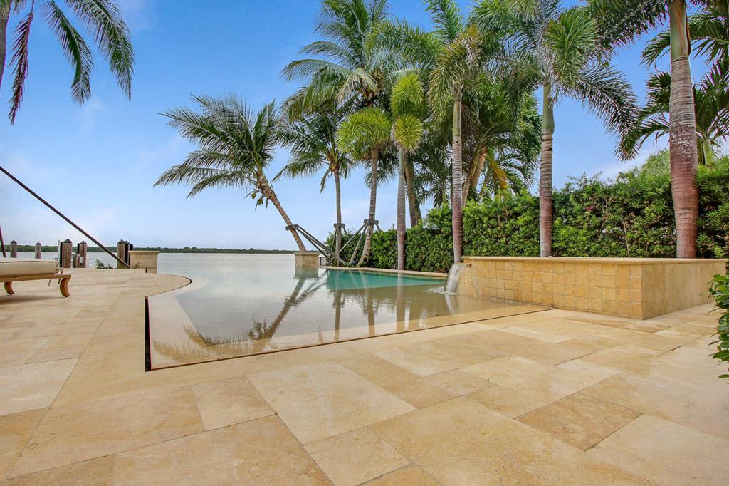 Yacht Club Addition to Village of North Palm Beach - Residential