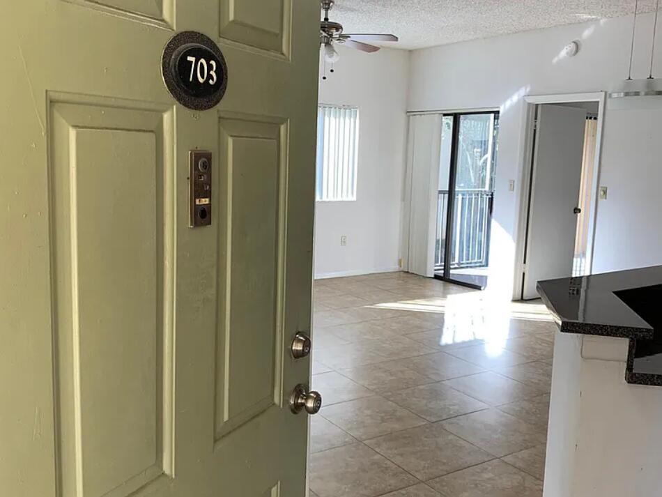 MARINA OAKS CONDO - Residential
