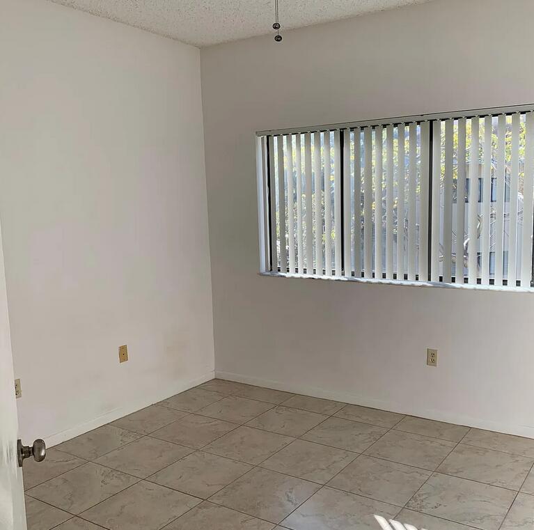 MARINA OAKS CONDO - Residential