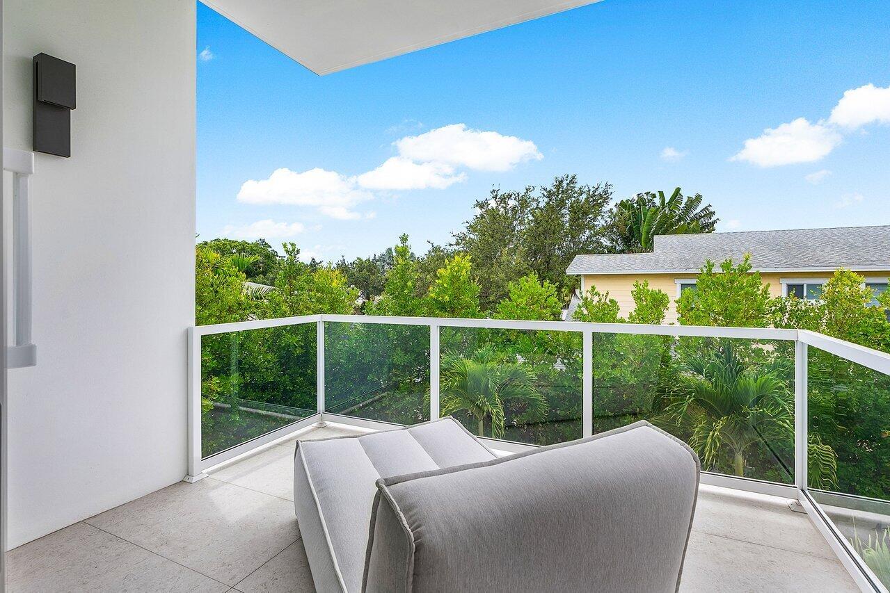 DELRAY TOWN OF - Residential