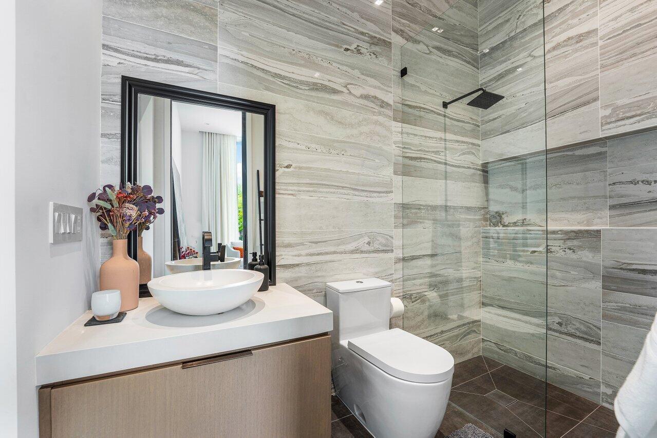 DELRAY TOWN OF - Residential