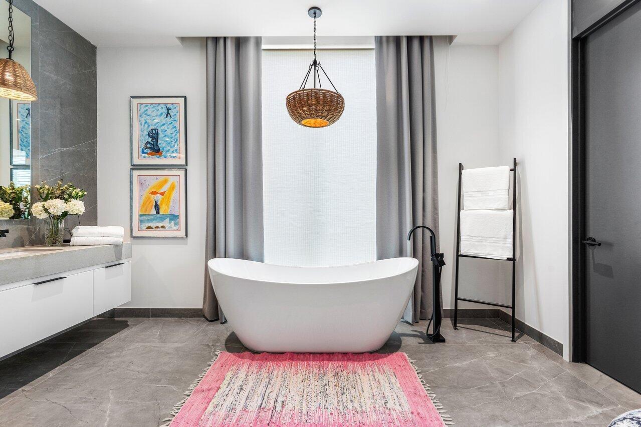 DELRAY TOWN OF - Residential