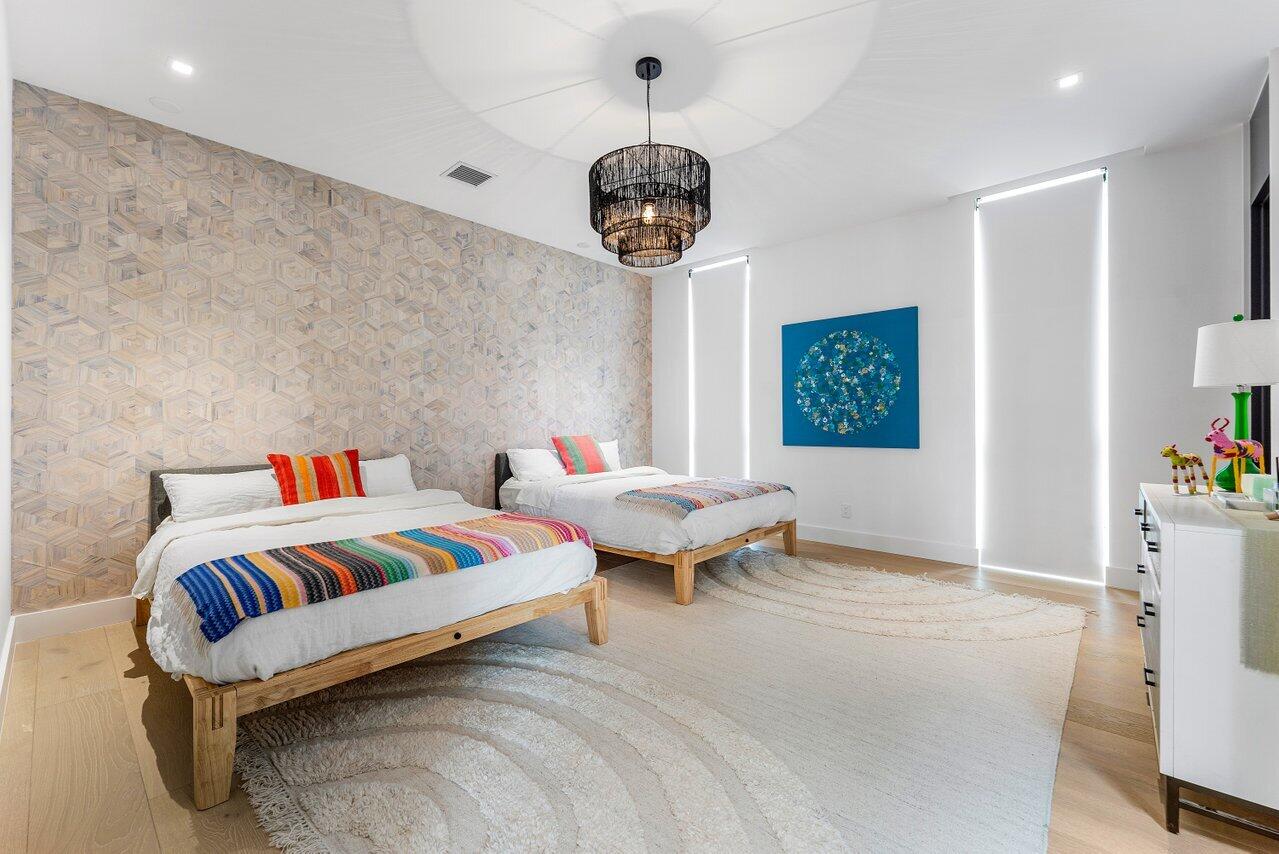 DELRAY TOWN OF - Residential