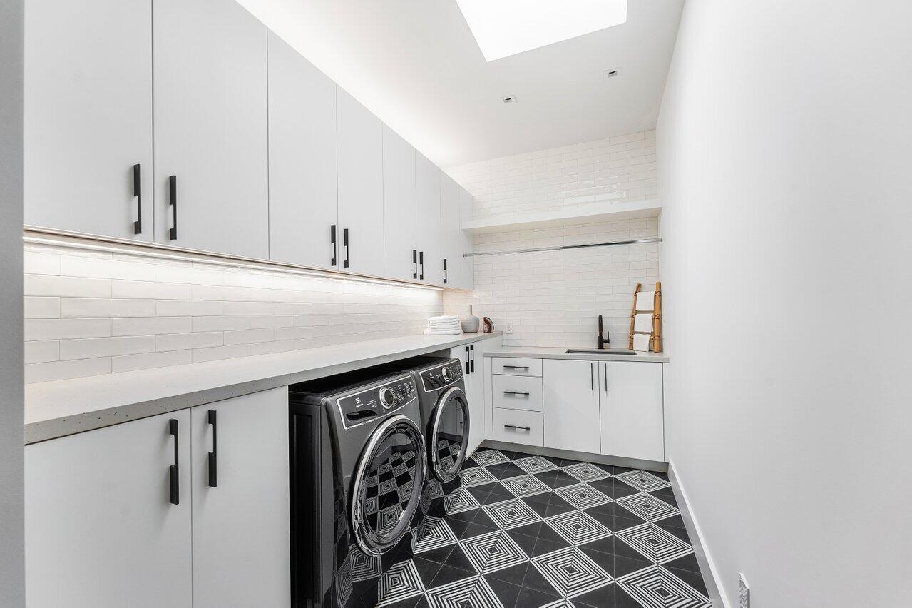 DELRAY TOWN OF - Residential