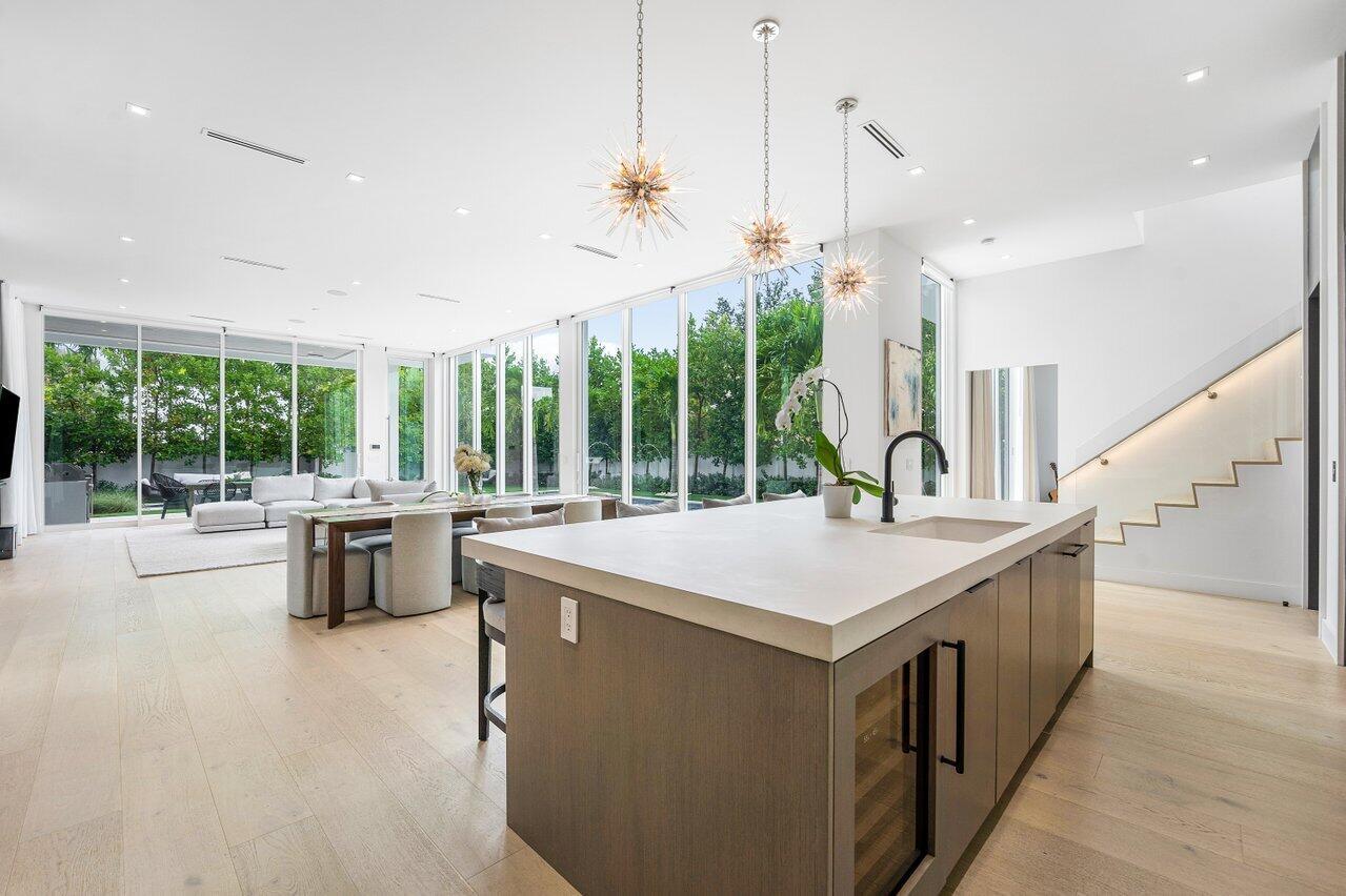 DELRAY TOWN OF - Residential