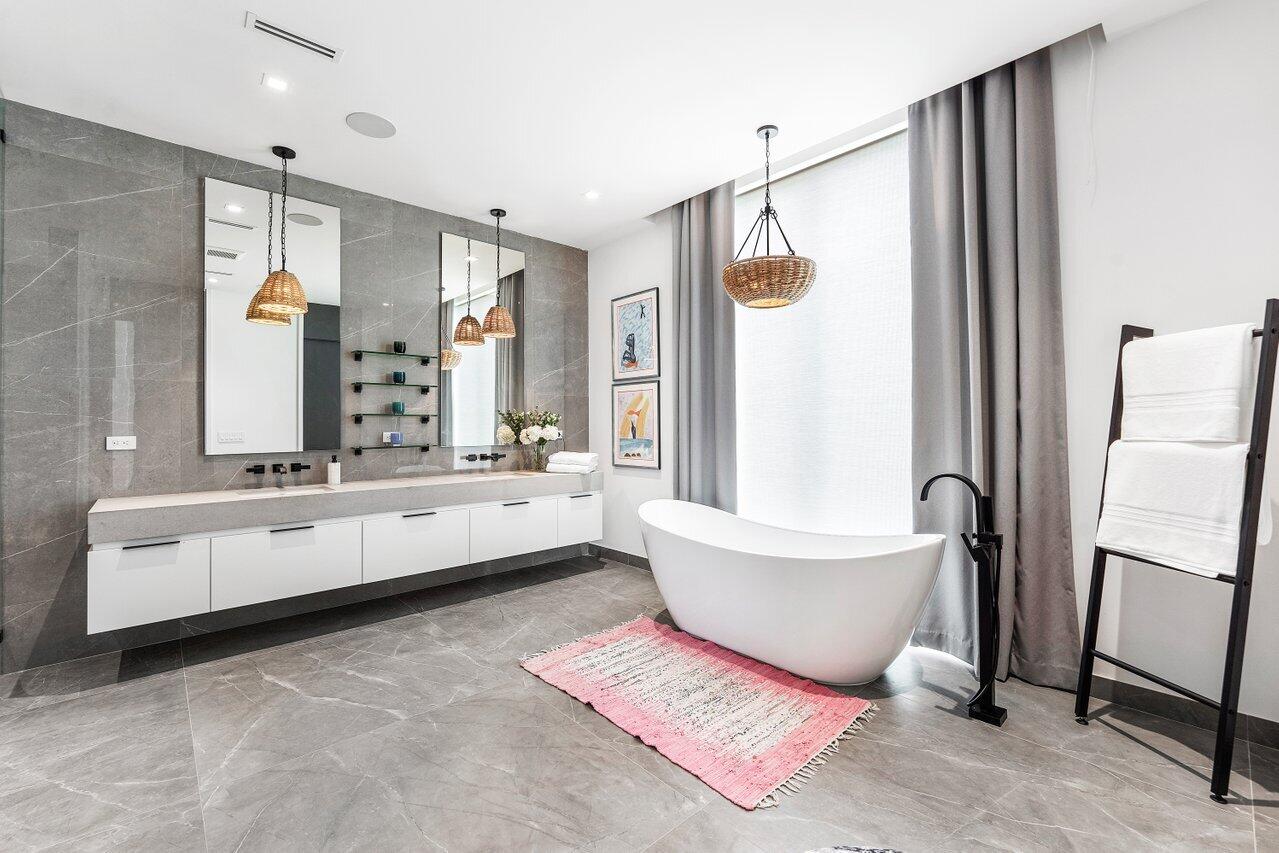 DELRAY TOWN OF - Residential