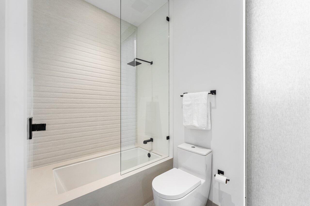 DELRAY TOWN OF - Residential