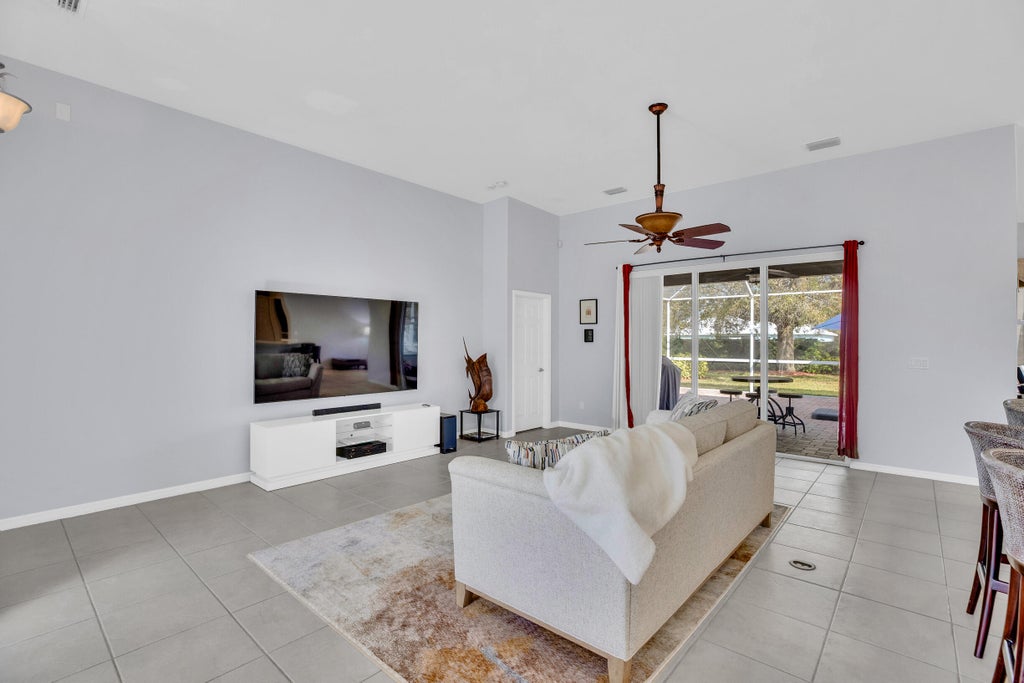 Photo of 240 SW Champagne Ct Court SW, Vero Beach, FL 32968 (MLS # B26039978)
