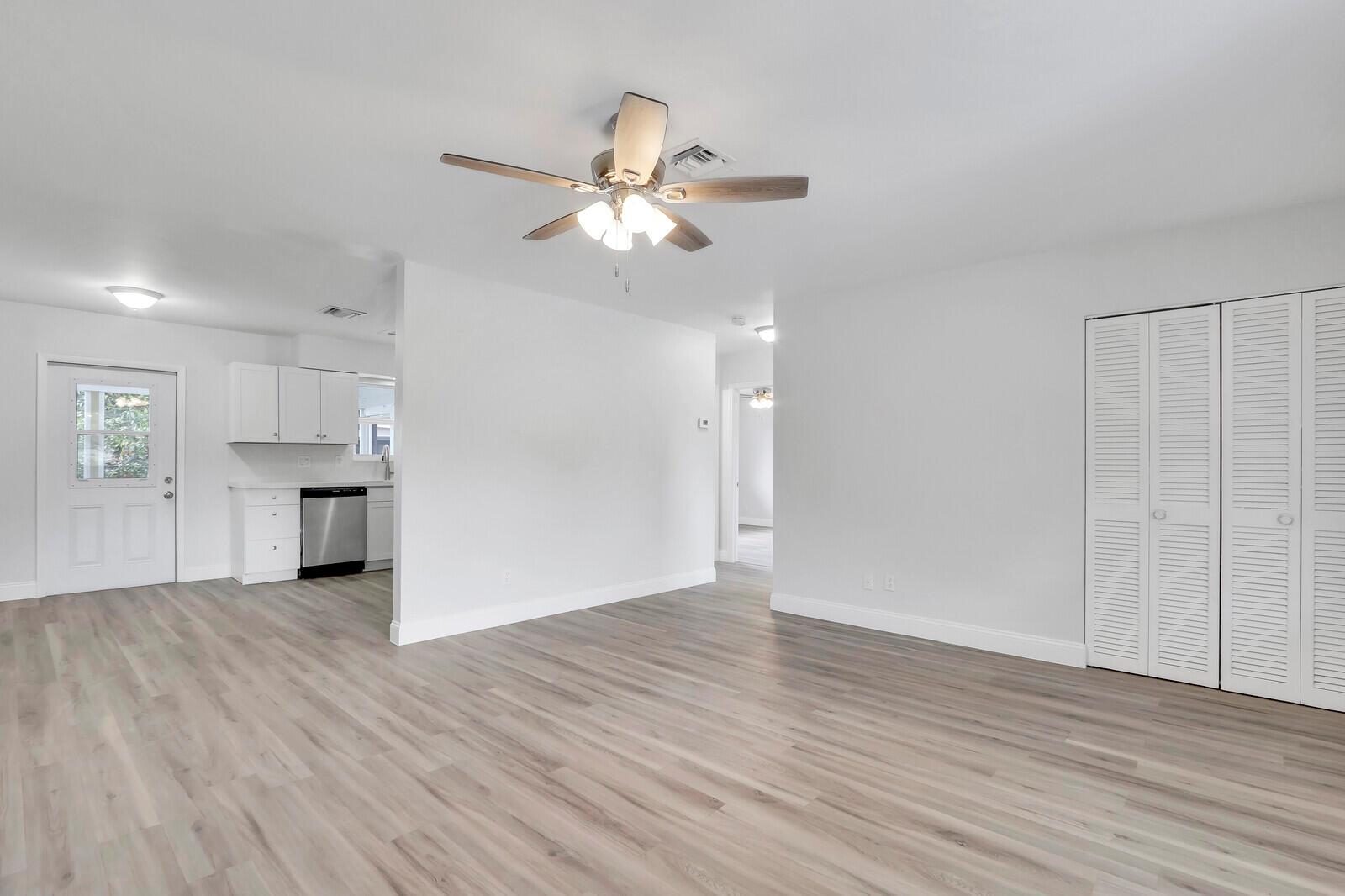 RIVER PARK UNIT 3 - Residential